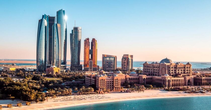 Abu Dhabi | Exploring the neighborhoods of Abu Dhabi, United Arab Emirates