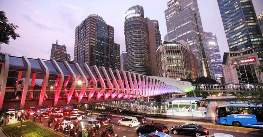 Jakarta : Exploring the neighborhoods