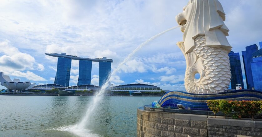 Singapore : Exploring the neighborhoods of Singapore